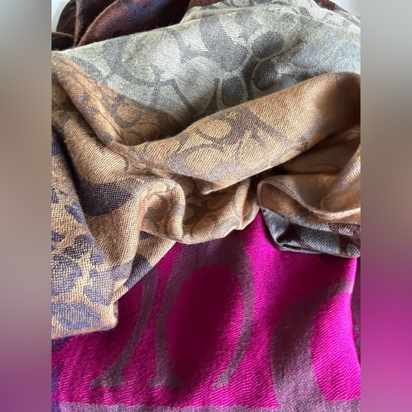 Coach Multi Colour C Logo Patchwork Pashmina Scarf / Shawl 🧣 - Picture 5 of 14
